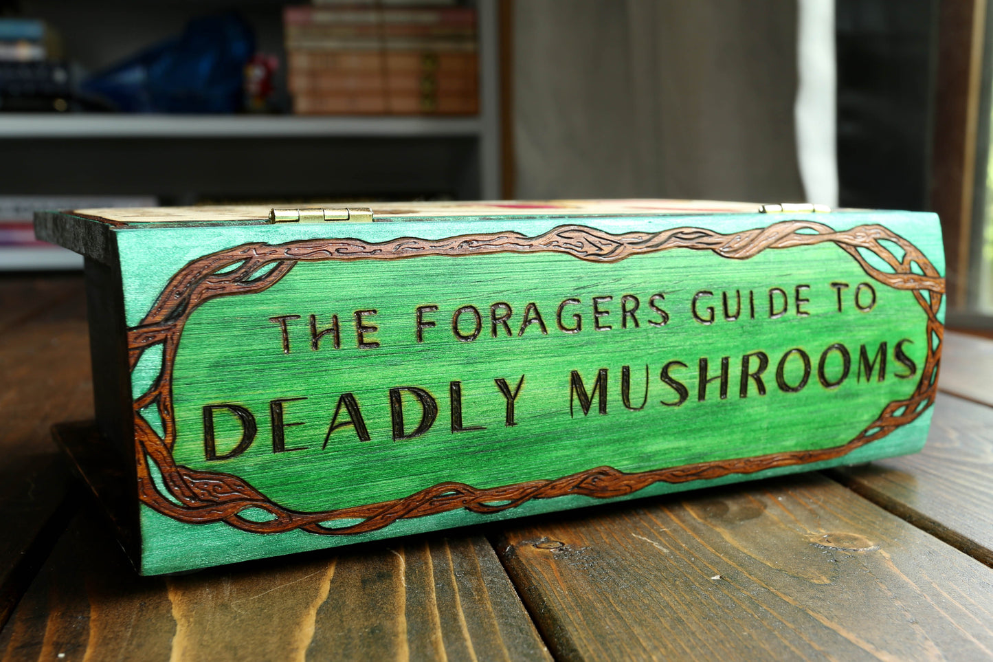 The Foragers Guide To Deadly Mushrooms - Wooden Book Dice Box